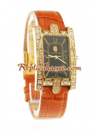 Harry Winston Avenue Classic Swiss Ladies Wristwatch HARWNT05