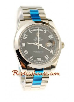 Rolex Day Date II Silver Swiss Wristwatch - 41MM ROLX01